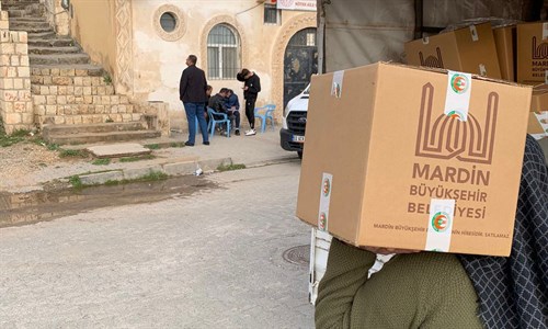 Mardin Büyükşehir Belediyesinden Ramazan Ayı Yardım Kolisi
